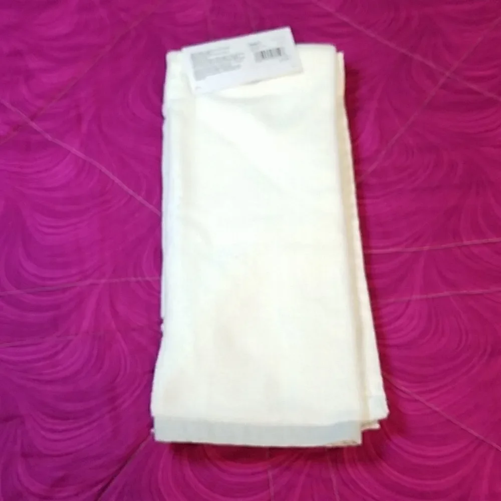 ✔ 5 for $25 Sonoma Mrs hand towel NWT